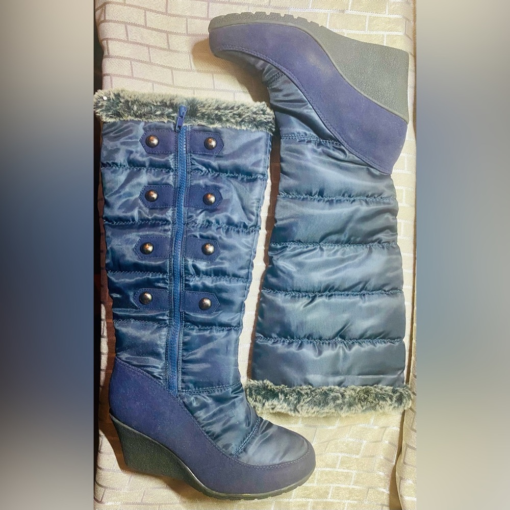 Refresh Navy 3” Heel Quilted Faux Fur Boots - Women’s Size 10 - NEW